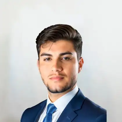 Felipe Escobar, Commercial Advisor