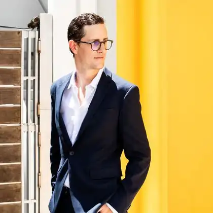Martin Bravo, Partner · MSIRE