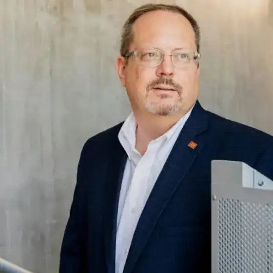 Michael Hinton, Commercial Advisor