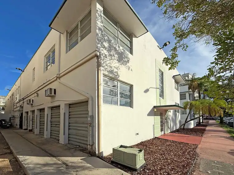 1200 Washington Avenue, Miami Beach — south elevation