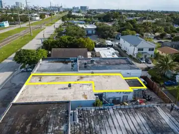 1316 N Dixie Highway, Suite 1316 Part B — photograph 4