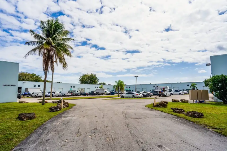 14000 SW 140th St, Miami, FL — Flex, sold