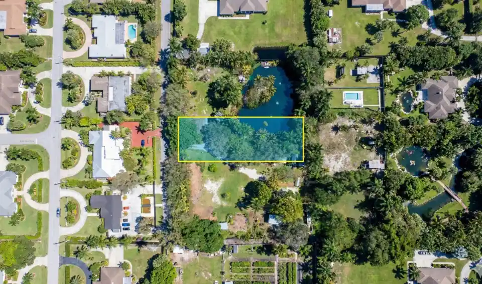 154th Street – 870, North Miami Beach, FL — Land, sold