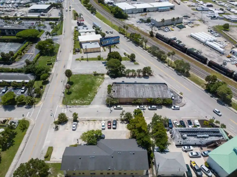 1800 S Dixie Hwy & 1706 18th Ave S, Lake Worth Beach, FL — Land, sold