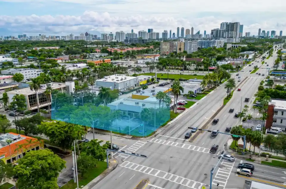 1813 NE 163rd St, North Miami Beach, FL — Retail, sold