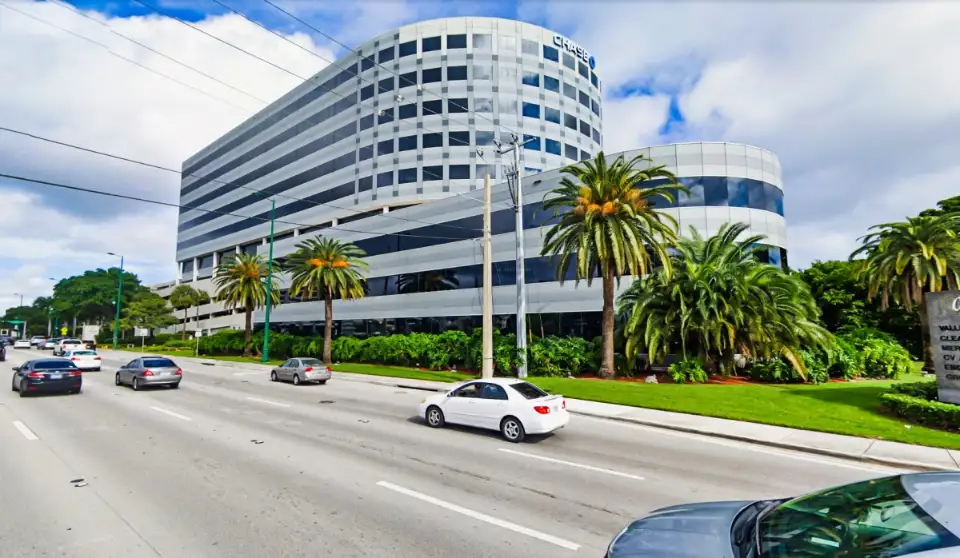 19495 Biscayne Blvd Ste 407, Aventura, FL — Office, leased