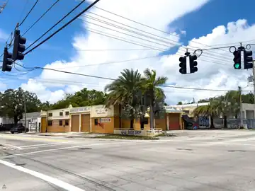 195 NW 71st Street, Miami — Industrial under contract