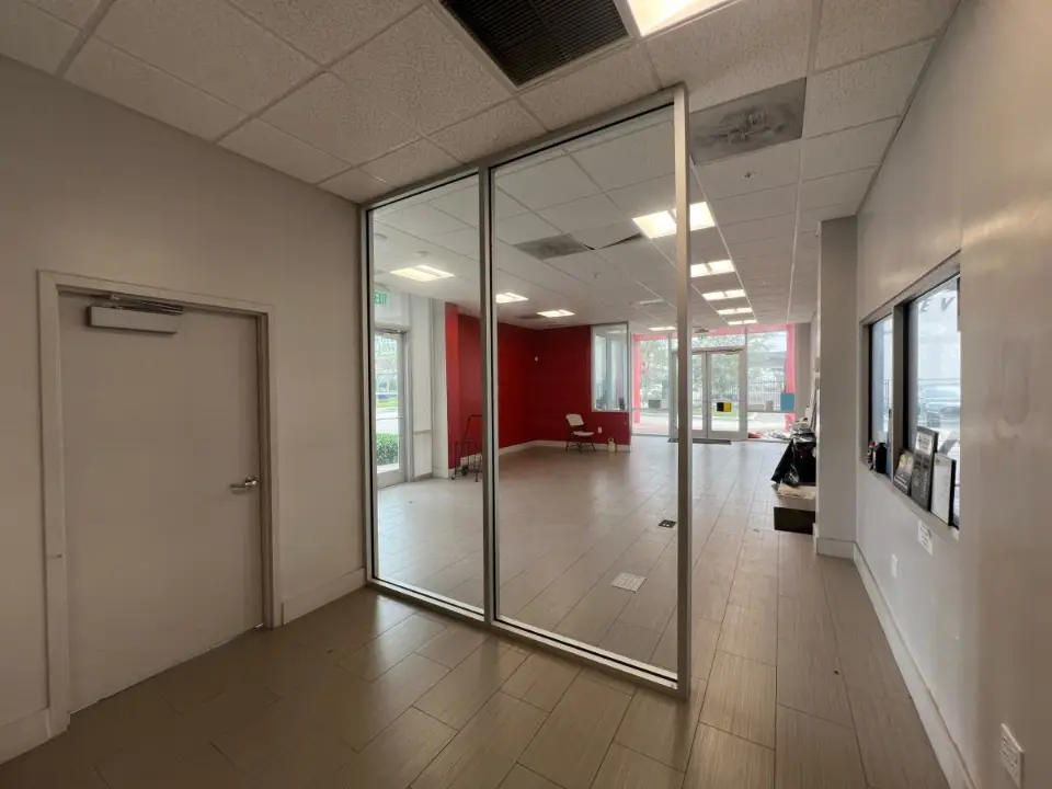 2140 NE 2nd Ave, Miami, FL — Retail, leased