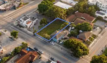 2177 NW 28th Street — photograph 3
