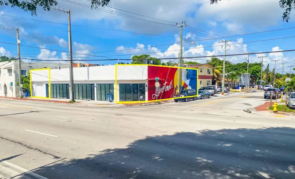 300 SW 17th Ave Unit 1 – 4, Miami, FL — Retail, leased