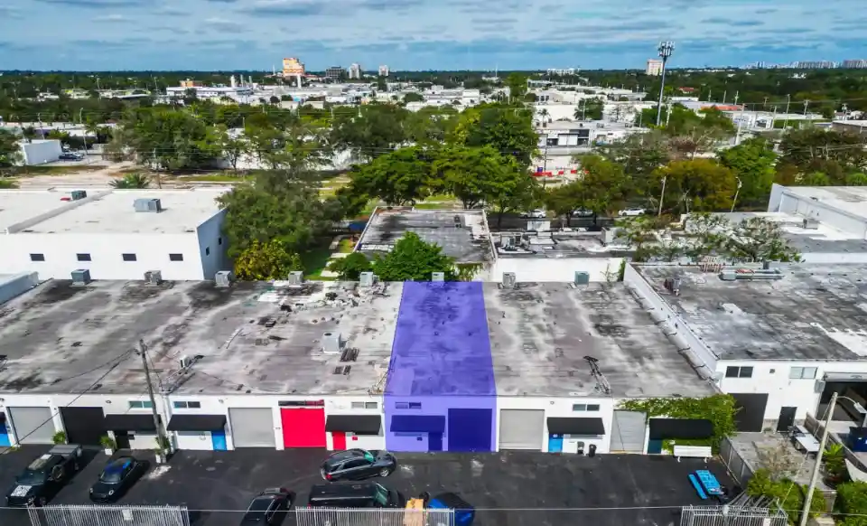 329 NE 59 Terr, Miami, FL — Flex, leased