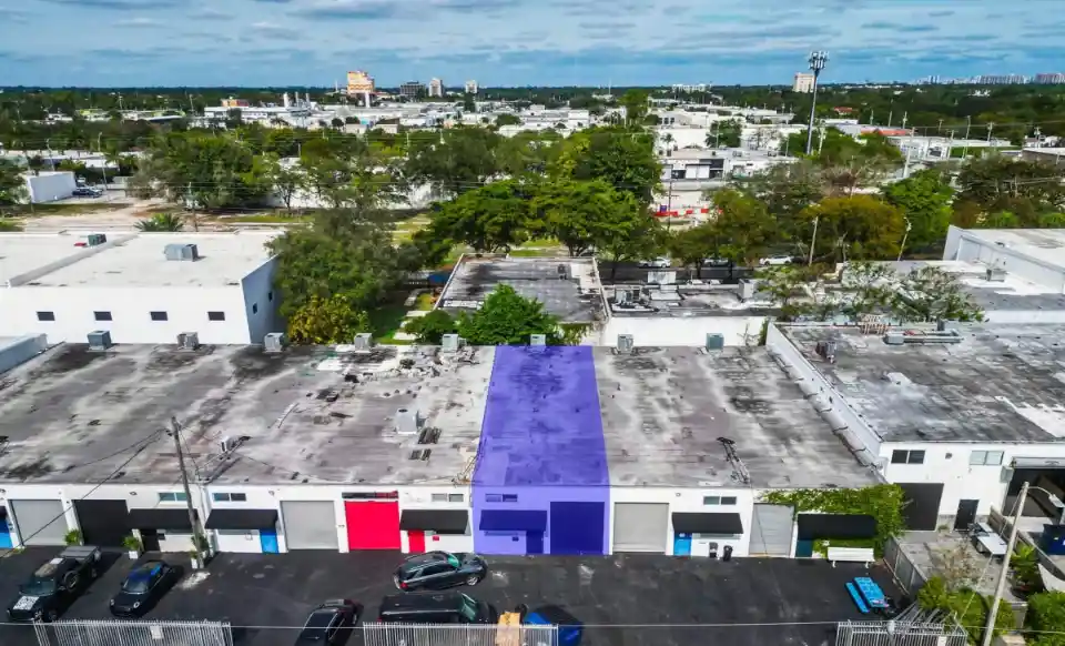 329 NE 59 Terr, Miami, FL — Flex, leased