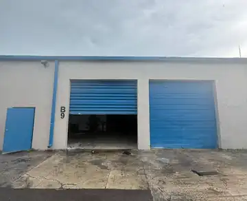4711 W Hallandale Beach Blvd, West Park — Industrial for lease