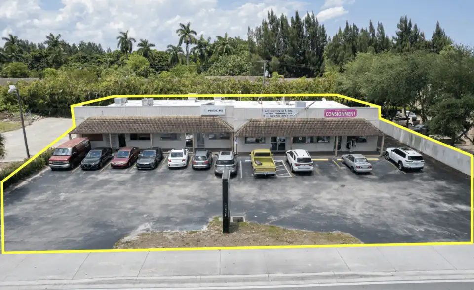 6125 Stirling Rd, Davie, FL — Retail, sold