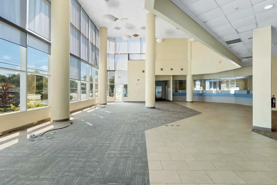 6245 N Federal Hwy – Ground Floor Retail, Fort Lauderdale, FL — Retail, leased