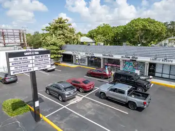 717 NE 79 St, Miami — Retail for lease