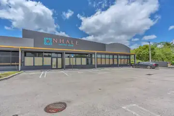 7305 SW 40th Street, Miami — Retail under contract